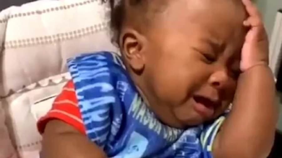 quand bébé pleure