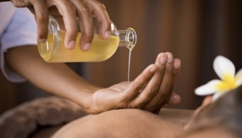 Massage aromathérapie