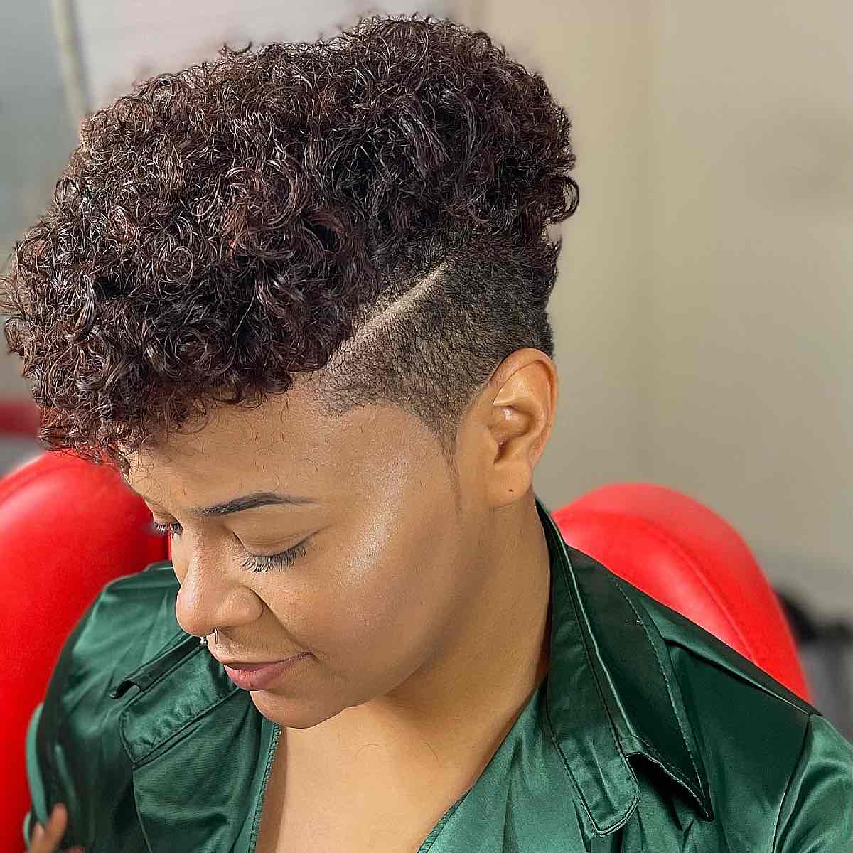 Coupe cheveux court afro antillais